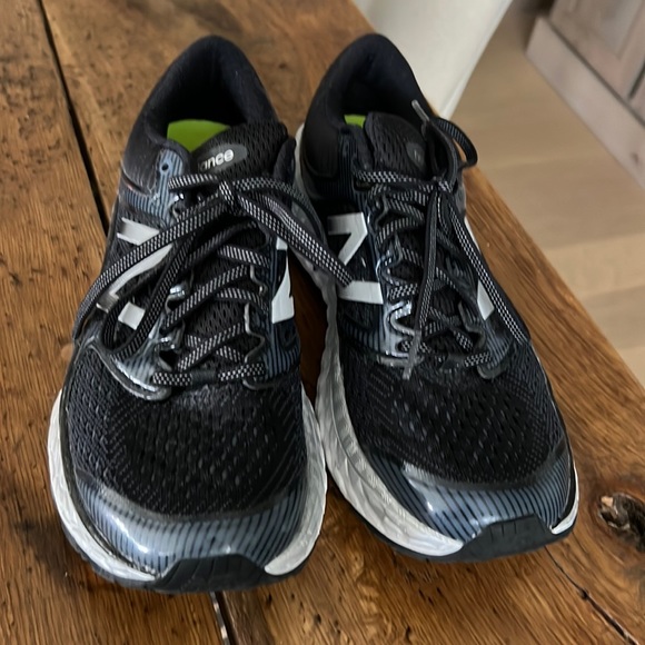 New Balance Fresh Foam 80 Womens Size 7 